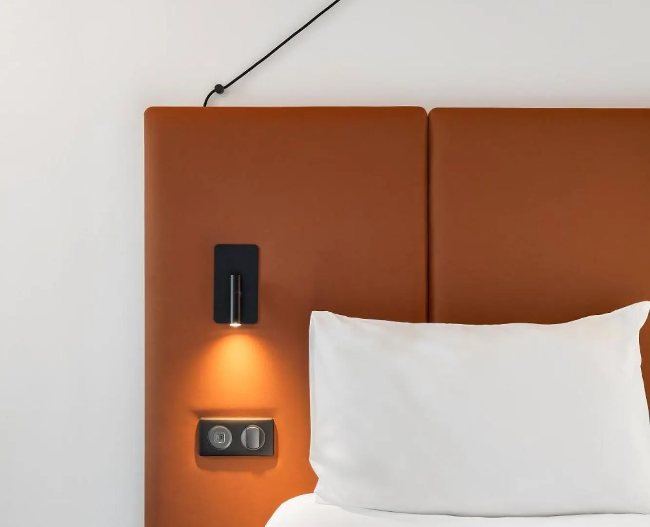 Ibis Nice Aeroport Promenade Des Anglais Hotel