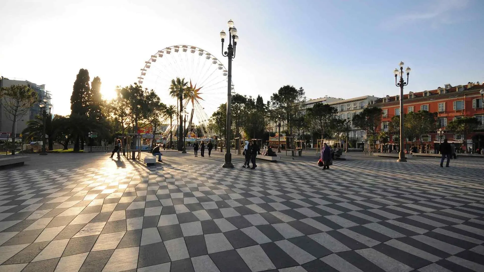 Ibis Nice Aeroport Promenade Des Anglais 3*,