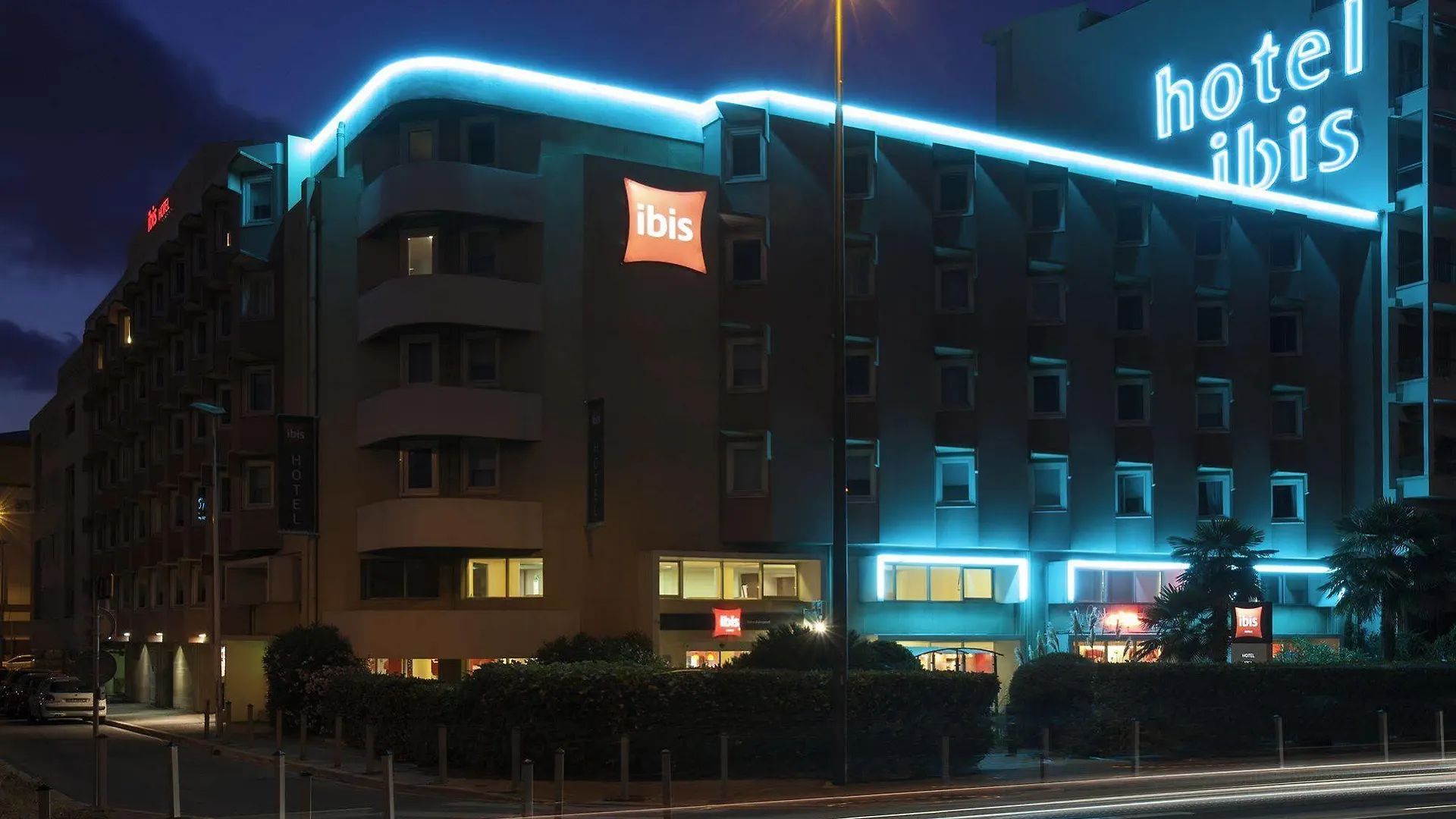 Hotel Ibis Nice Aeroport Promenade Des Anglais