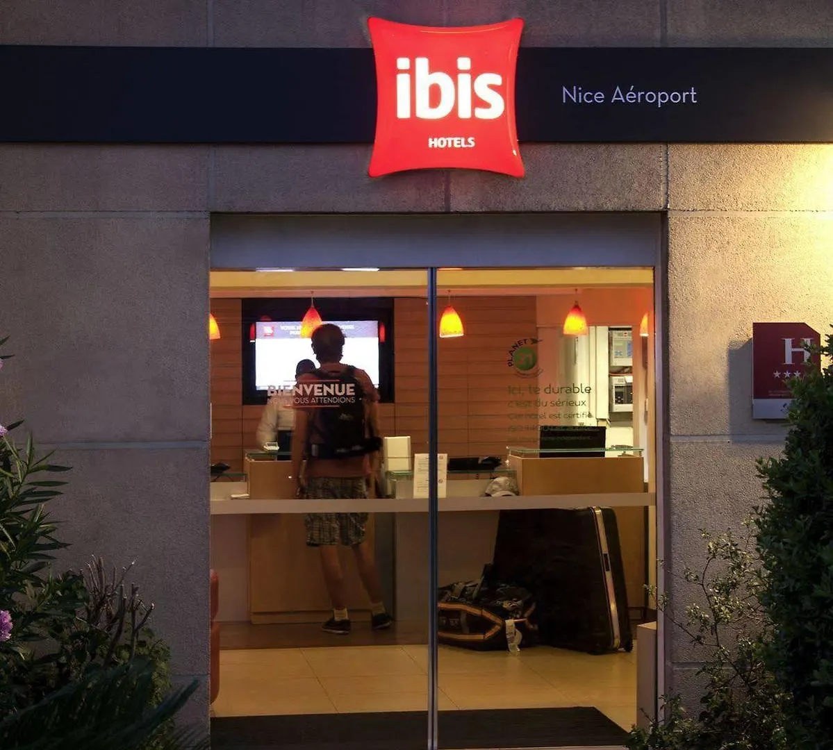 Ibis Nice Aeroport Promenade Des Anglais
